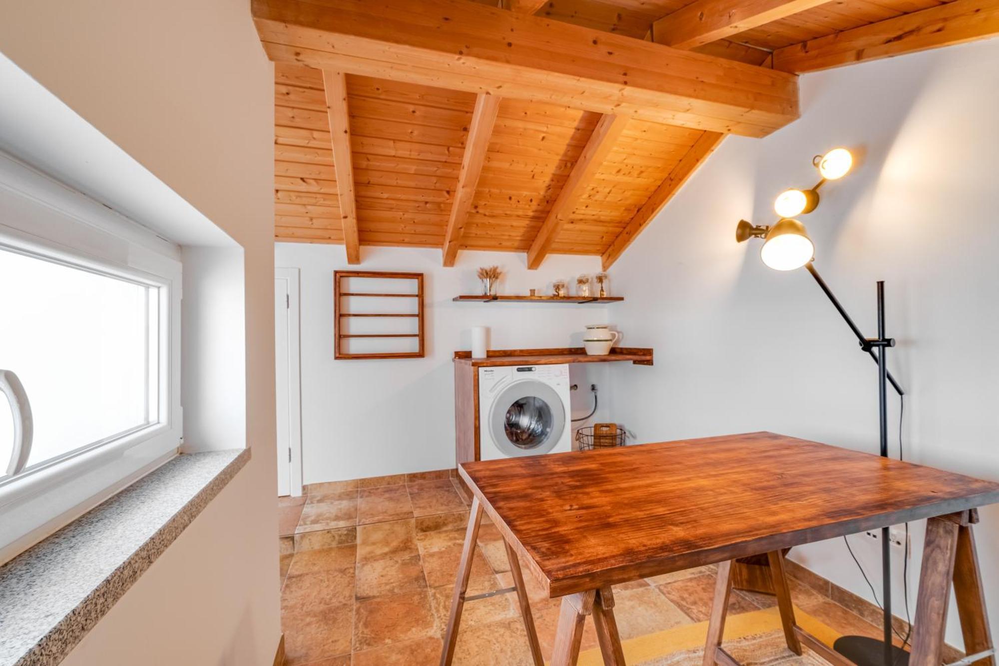 Aqueduct View House * Evora